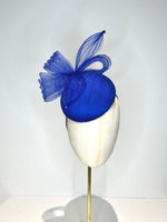 blue silk base fascinator with pleated crin bow loops