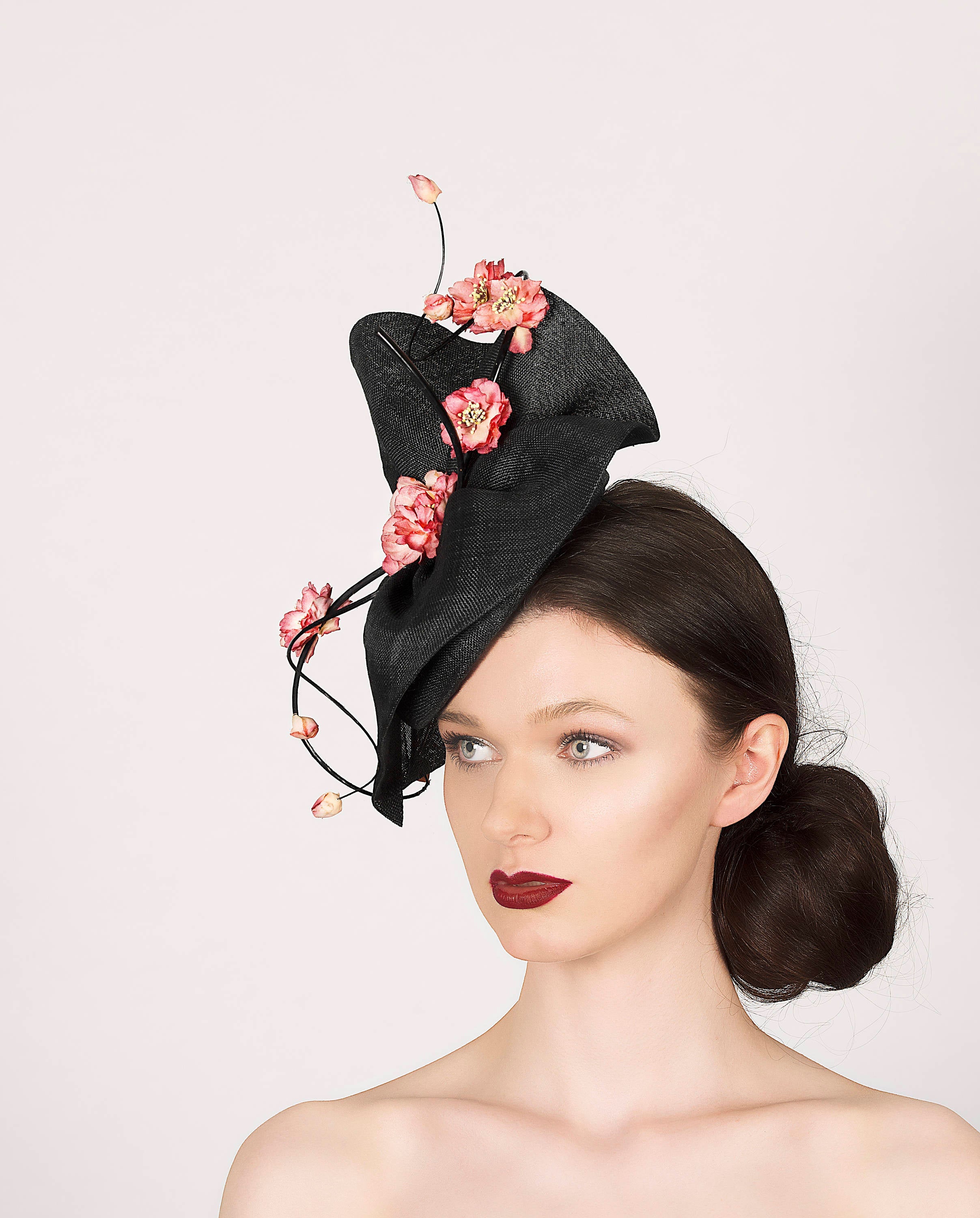 black fascinator hat, with pink flowers, idela for royal ascot, wedding guest